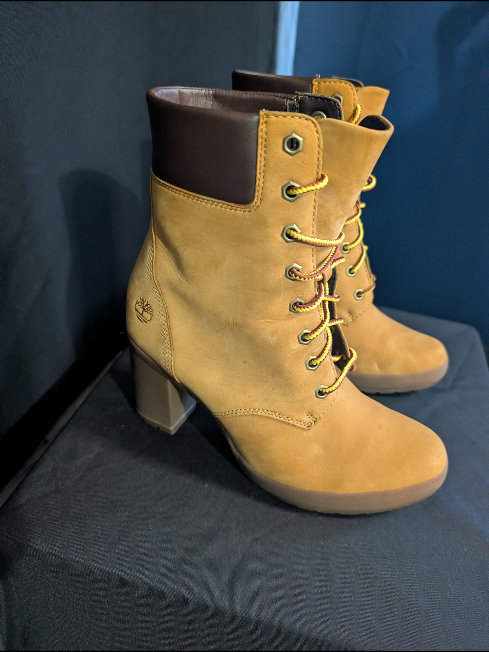 Timberland Tan Suede Lace-Up Block Heel Ankle Boots